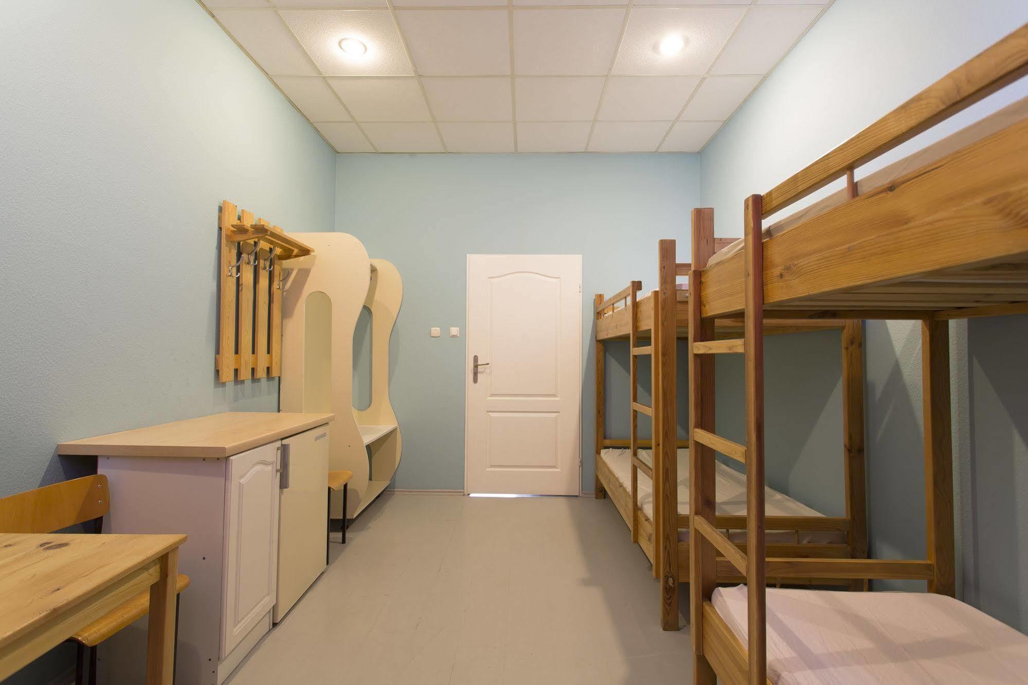 Hostel Siennicka وارسو المظهر الخارجي الصورة