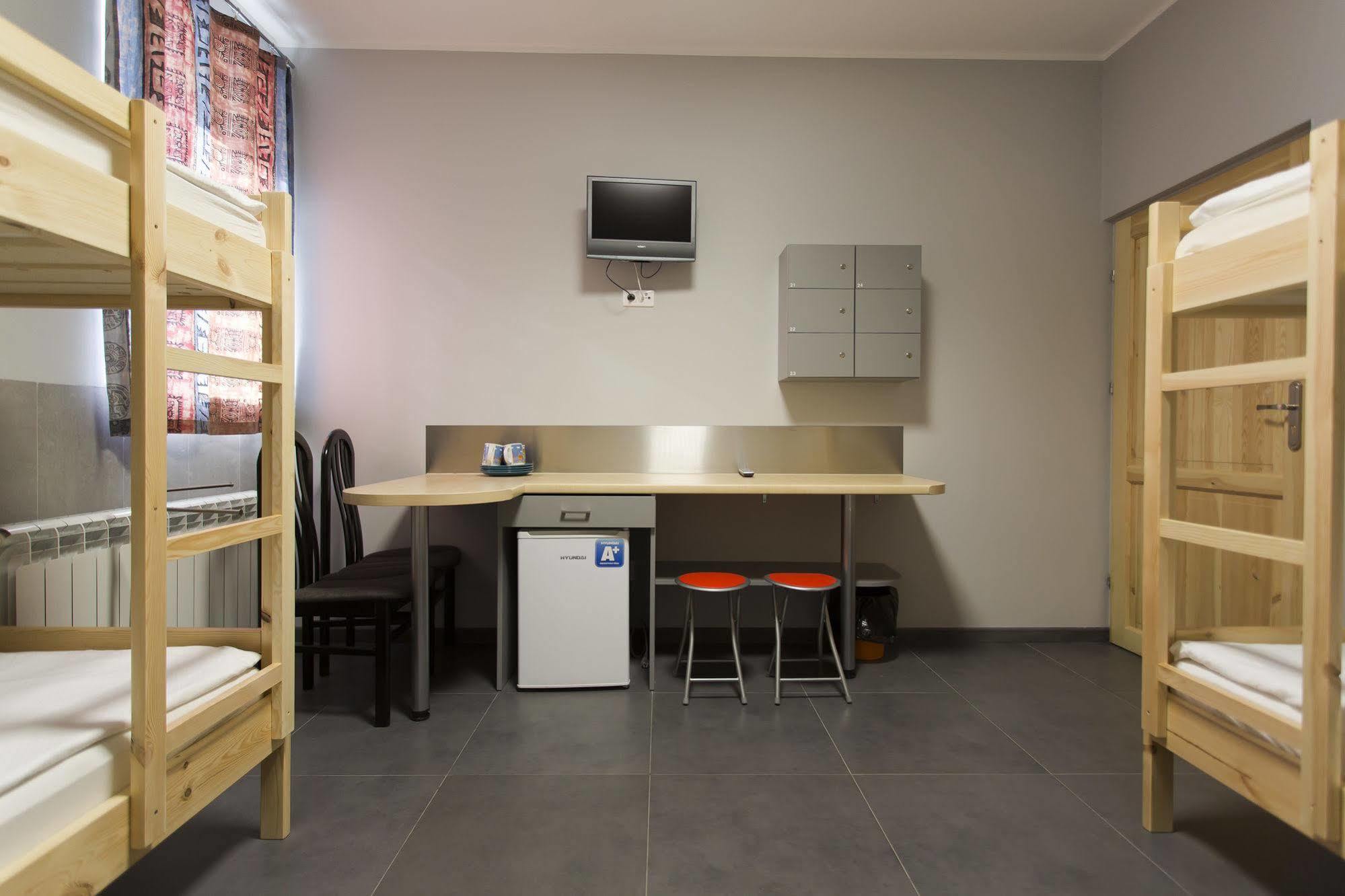 Hostel Siennicka وارسو المظهر الخارجي الصورة